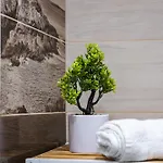 Luxury With Sea View,free Parking! * Warna